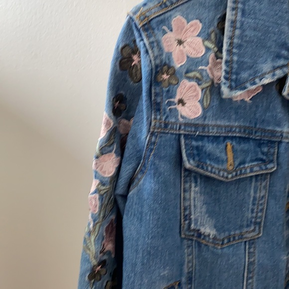 Denim jacket - Picture 2 of 3